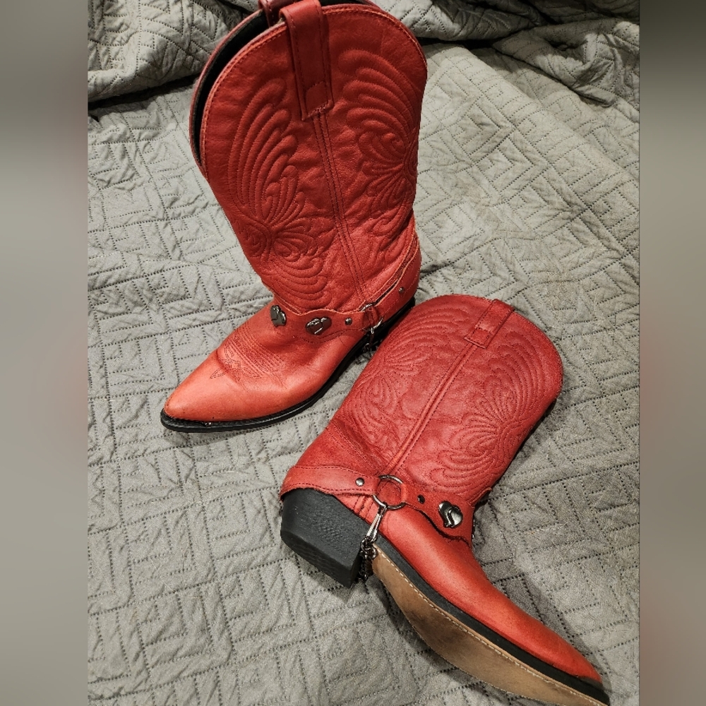 Red Womens Masterson Boots with hearts and chain details
